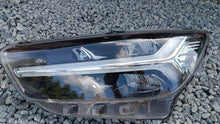 Laden Sie das Bild in den Galerie-Viewer, Frontscheinwerfer Volvo 31446784 Links Scheinwerfer Headlight SCH3185516143ro