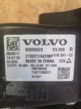 Laden Sie das Bild in den Galerie-Viewer, Frontscheinwerfer Volvo 80000628 LED Rechts Scheinwerfer Headlight SCH3187225946lf