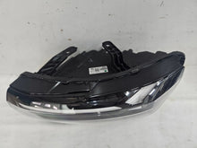 Laden Sie das Bild in den Galerie-Viewer, Frontscheinwerfer Dacia Duster 260603515R Links Scheinwerfer Headlight SCH3189539158ty