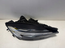 Laden Sie das Bild in den Galerie-Viewer, Frontscheinwerfer Volvo V60 S60 32420502 Rechts Scheinwerfer Headlight SCH3193750446cw