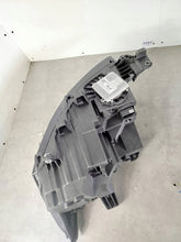 Laden Sie das Bild in den Galerie-Viewer, Frontscheinwerfer VW Multivan T7 7T2941036A Rechts Scheinwerfer Headlight SCH3195672251yk