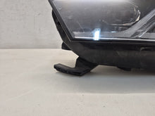 Laden Sie das Bild in den Galerie-Viewer, Frontscheinwerfer Skoda Octavia IV 5E4941015A Links Scheinwerfer Headlight SCH3196801128ir