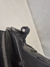 Laden Sie das Bild in den Galerie-Viewer, Frontscheinwerfer Skoda Octavia IV 5E4941015A Links Scheinwerfer Headlight SCH3196801128ir