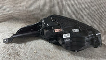 Load image into Gallery viewer, Frontscheinwerfer Kia Ceed J7921-11020 Rechts Scheinwerfer Headlight SCH3204622274so