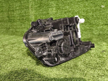 Laden Sie das Bild in den Galerie-Viewer, Frontscheinwerfer Hyundai Kona 92102-BE100 LED Rechts Scheinwerfer Headlight SCH3208545308bz