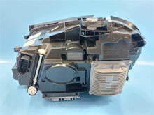 Laden Sie das Bild in den Galerie-Viewer, Frontscheinwerfer Mercedes-Benz C238 A2139062606 LED Rechts Headlight SCH3222661855gj