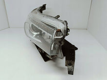 Laden Sie das Bild in den Galerie-Viewer, Frontscheinwerfer Toyota Hilux VIII 811100K792L2007 Rechts Headlight SCH3223738860xa