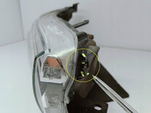Laden Sie das Bild in den Galerie-Viewer, Frontscheinwerfer Toyota Hilux VIII 811100K792L2007 Rechts Headlight SCH3223738860xa