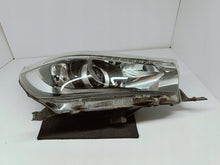 Laden Sie das Bild in den Galerie-Viewer, Frontscheinwerfer Toyota Hilux VIII 811100K792L2007 Rechts Headlight SCH3223738860xa