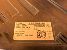 Laden Sie das Bild in den Galerie-Viewer, Frontscheinwerfer Mercedes-Benz Sprinter A9109060100 Rechts Headlight SCH3229170489kl