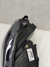 Load image into Gallery viewer, Frontscheinwerfer Peugeot Rifter 90146195 Rechts Scheinwerfer Headlight SCH3235206202bu