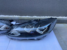 Laden Sie das Bild in den Galerie-Viewer, Frontscheinwerfer Ford Kuga LV4B-13W030 LV4B-13W029 Ein Satz Headlight SCH3235395566qu
