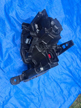 Laden Sie das Bild in den Galerie-Viewer, Frontscheinwerfer Jeep Grand Cherokee Wk2 68266665AG Links Headlight SCH3237187819wf