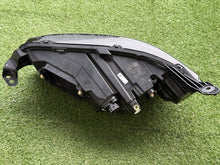 Load image into Gallery viewer, Frontscheinwerfer VW Transporter S741-13E014-AD Rechts Scheinwerfer Headlight SCH3241045515qv