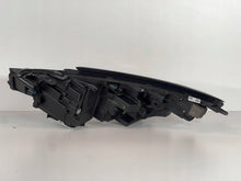Laden Sie das Bild in den Galerie-Viewer, Frontscheinwerfer Toyota C-Hr 81110F4510 Rechts Scheinwerfer Headlight SCH3243285632xu