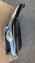 Laden Sie das Bild in den Galerie-Viewer, Frontscheinwerfer Kia Xceed J79211-11040 Rechts Scheinwerfer Headlight SCH3251471273ew
