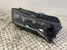 Load image into Gallery viewer, Frontscheinwerfer Skoda Octavia 5E4941010 Rechts Scheinwerfer Headlight SCH3253657932cm