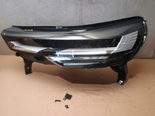 Laden Sie das Bild in den Galerie-Viewer, Frontscheinwerfer Renault Captur 260604753R LED Links Scheinwerfer Headlight SCH3253868214wf