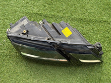 Laden Sie das Bild in den Galerie-Viewer, Frontscheinwerfer Skoda Octavia III 5E1941016E Rechts Scheinwerfer Headlight SCH3257123643ce