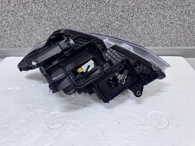 Frontscheinwerfer Mercedes-Benz W447 A4479068001 Rechts Scheinwerfer Headlight SCH3262097632fc