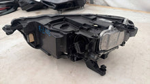 Load image into Gallery viewer, Frontscheinwerfer VW T-Roc 2GA941036AM Rechts Scheinwerfer Headlight SCH3265209395by