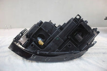 Laden Sie das Bild in den Galerie-Viewer, Frontscheinwerfer VW Touran 5TB941036E Rechts Scheinwerfer Headlight SCH3265909644sj