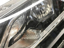 Laden Sie das Bild in den Galerie-Viewer, Frontscheinwerfer Nissan Qashqai I 10019009 Links Scheinwerfer Headlight SCH3267143507vr