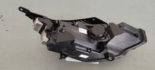 Laden Sie das Bild in den Galerie-Viewer, Frontscheinwerfer Hyundai I30 III 92101G4600 LED Links Scheinwerfer Headlight SCH3271069215cs