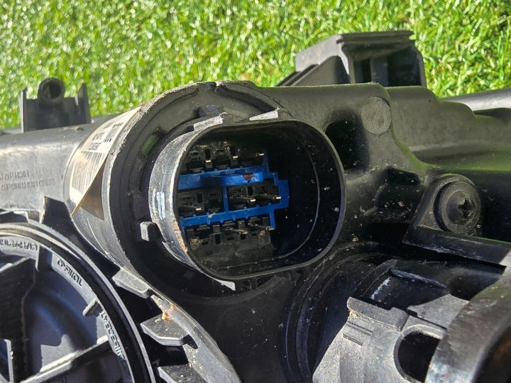 Frontscheinwerfer Hyundai Tucson 92101D7200 Links Scheinwerfer Headlight SCH3274196310oc