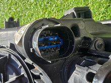 Load image into Gallery viewer, Frontscheinwerfer Hyundai Tucson 92101D7200 Links Scheinwerfer Headlight SCH3274196310oc