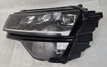 Laden Sie das Bild in den Galerie-Viewer, Frontscheinwerfer Skoda Karoq 57B941015C Full LED Links Scheinwerfer Headlight SCH3277649310rs