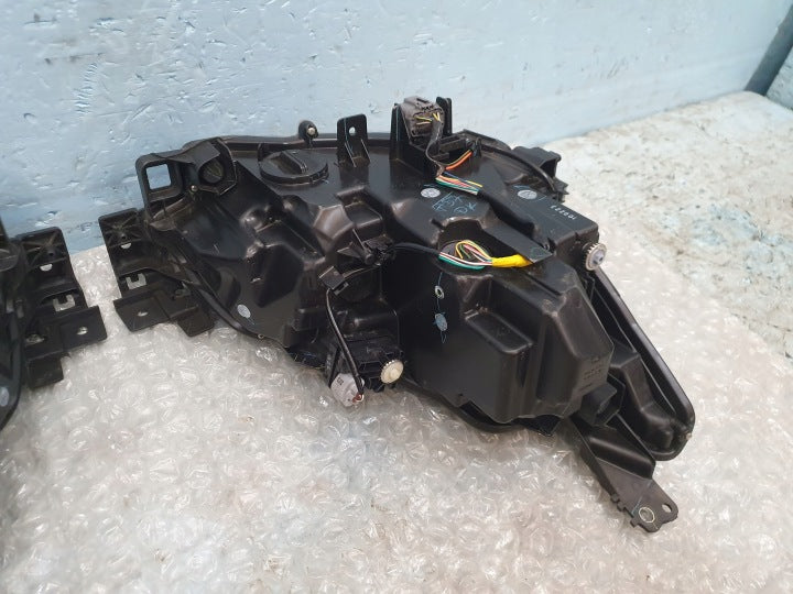 Frontscheinwerfer Mazda IV D43N-51030 Ein Satz Scheinwerfer Headlight SCH3279691555zm