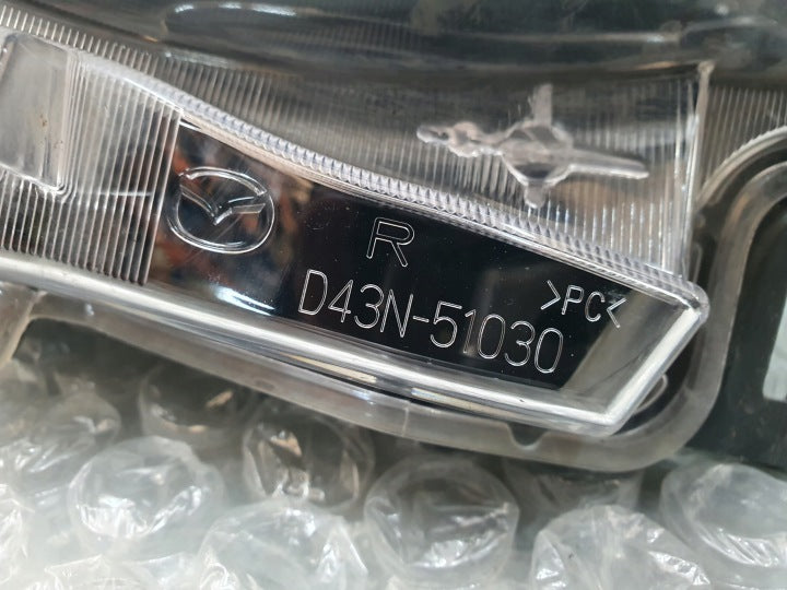 Frontscheinwerfer Mazda IV D43N-51030 Ein Satz Scheinwerfer Headlight SCH3279691555zm