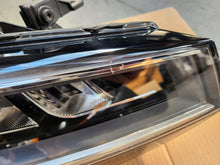 Laden Sie das Bild in den Galerie-Viewer, Frontscheinwerfer Audi Q2 81A941012 Rechts Scheinwerfer Headlight SCH3279885997bt