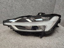 Laden Sie das Bild in den Galerie-Viewer, Frontscheinwerfer Volvo Xc60 II 32133548SCZ LED Links Scheinwerfer Headlight SCH3284673644ed