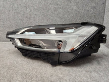 Laden Sie das Bild in den Galerie-Viewer, Frontscheinwerfer Volvo Xc60 II 32133548SCZ LED Links Scheinwerfer Headlight SCH3284673644ed
