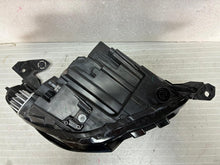 Laden Sie das Bild in den Galerie-Viewer, Frontscheinwerfer Opel Corsa F 9829522780 Full LED Links Scheinwerfer Headlight SCH3288863464dq