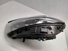 Laden Sie das Bild in den Galerie-Viewer, Frontscheinwerfer Mercedes-Benz W177 A1779065704 Links Scheinwerfer Headlight SCH3289402637gr