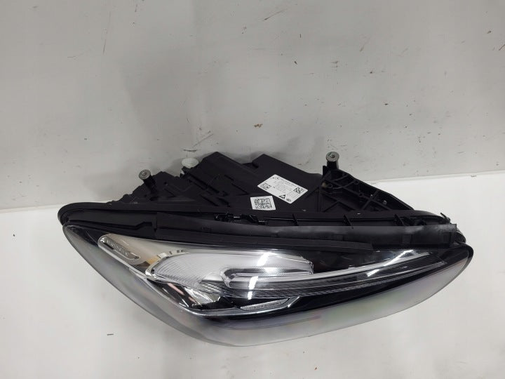 Frontscheinwerfer Mercedes-Benz W247 A2479065207 LED Rechts Headlight SCH3290520023sc