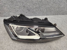 Laden Sie das Bild in den Galerie-Viewer, Frontscheinwerfer VW Jetta I 5C7941752E Xenon Rechts Scheinwerfer Headlight SCH3292737364vo