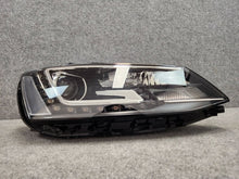 Laden Sie das Bild in den Galerie-Viewer, Frontscheinwerfer VW Jetta I 5C7941752E Xenon Rechts Scheinwerfer Headlight SCH3292737364vo