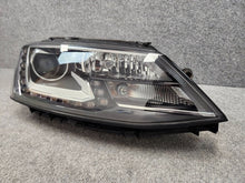 Laden Sie das Bild in den Galerie-Viewer, Frontscheinwerfer VW Jetta I 5C7941752E Xenon Rechts Scheinwerfer Headlight SCH3292737364vo