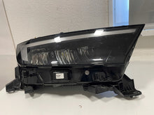 Load image into Gallery viewer, Frontscheinwerfer Opel Mokka 9834007980 9834008280 LED Rechts Headlight SCH3297077435yr