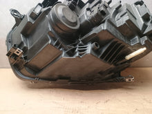 Load image into Gallery viewer, Frontscheinwerfer Dacia Duster 260109550R LED Rechts Scheinwerfer Headlight SCH3297286922wn
