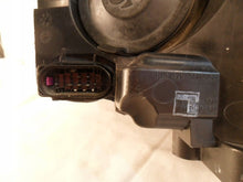 Laden Sie das Bild in den Galerie-Viewer, Frontscheinwerfer Ford Focus F1EB-13D154-AD Xenon Rechts Scheinwerfer Headlight SCH3297503343be