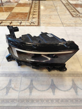 Laden Sie das Bild in den Galerie-Viewer, Frontscheinwerfer Opel Mokka 9847939580 LED Rechts Scheinwerfer Headlight SCH3302529906ks