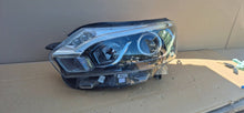 Laden Sie das Bild in den Galerie-Viewer, Frontscheinwerfer Toyota Proace 161614438000 1901202004 Links Headlight SCH3306333425oa