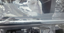 Laden Sie das Bild in den Galerie-Viewer, Frontscheinwerfer Toyota Rav V 4 81145-42840 LED Rechts Scheinwerfer Headlight SCH3310788211yd