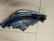 Laden Sie das Bild in den Galerie-Viewer, Frontscheinwerfer VW Golf VIII 5H1941005C Links Scheinwerfer Headlight SCH3315011431jx