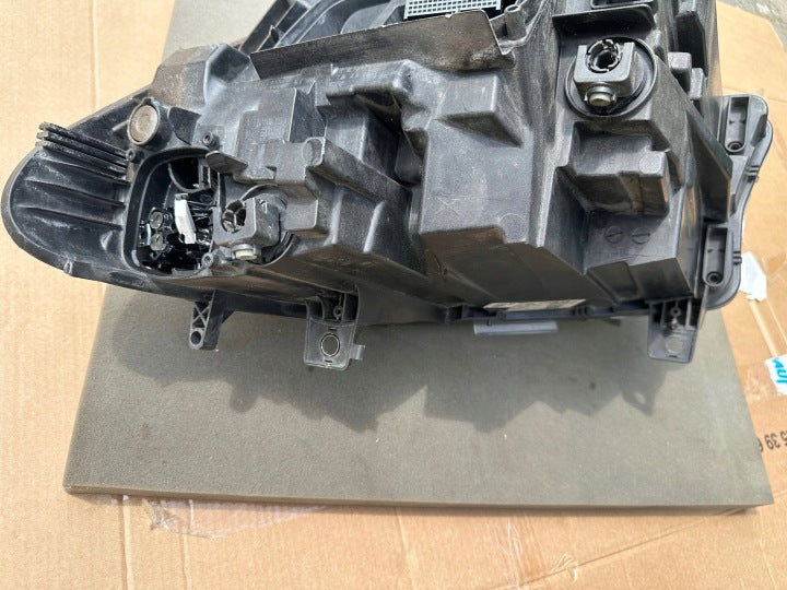 Frontscheinwerfer Mercedes-Benz Sprinter A9109067200 Rechts Headlight SCH3322869552cd